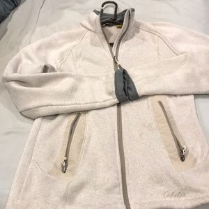 Cabela’s coat size small